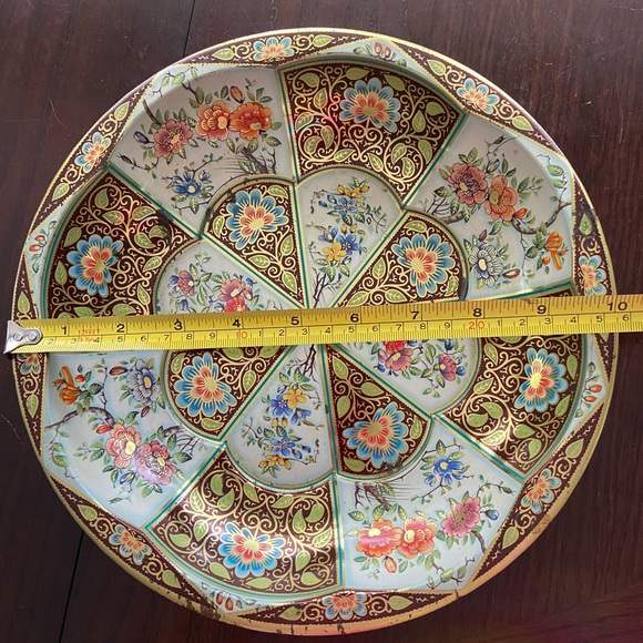 DAHER Decorated Ware Tin Shallow Bowl Intricate Detail Colorful England 1971 - Picture 8 of 8